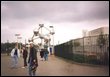 Atomium_May_day_1991.jpg